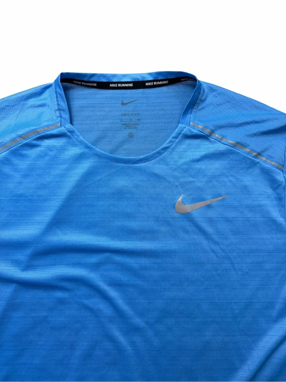 Nike Men’s XL Blue Short Sleeve Performance Running Shirt